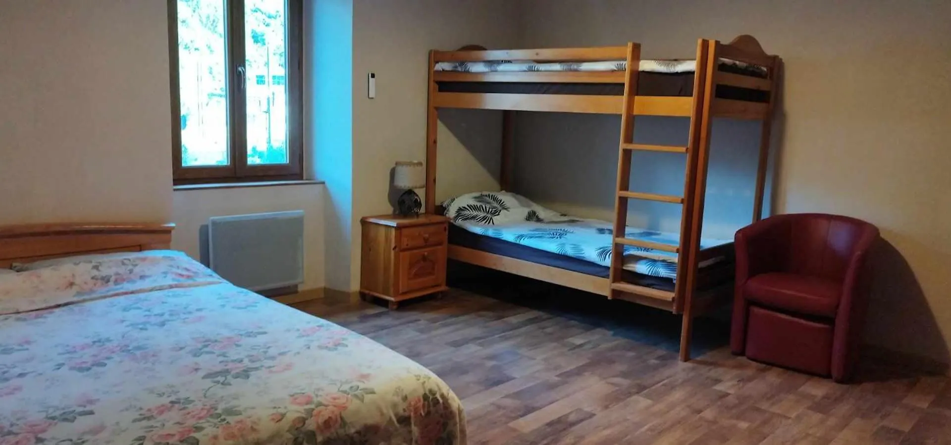 Appartements au bord de la rivière Modane